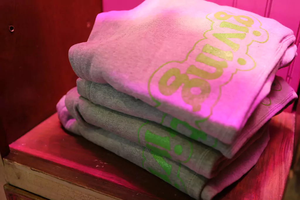 giving-tree-dc-i-71-compliant-weed-dispensary-merch-jumpers